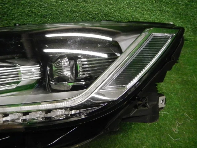 Фары для Volkswagen Passat (B8.5) 2019+ на фотографиях