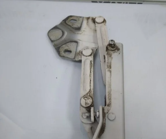 Петля капота левая для Volkswagen Caddy IV (2K) 2015-2020 на фотографиях