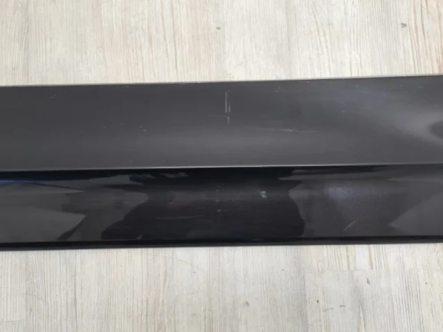 Стекло двери заднее правое для Volkswagen Touareg III (CR) 2018+ на фотографиях