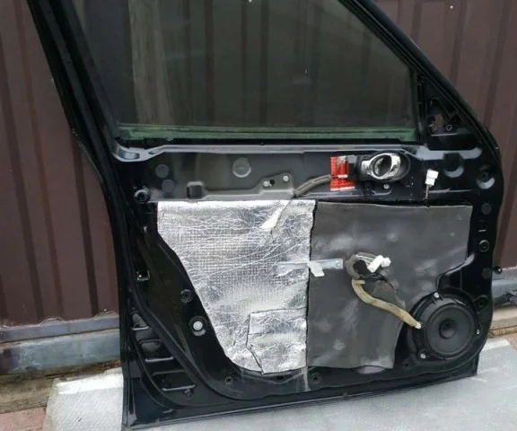 Накладка на дверь передняя левая для Nissan Juke YF15 2010-2014 на фотографиях