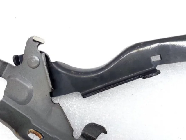 Петля капота левая для Infiniti QX 70 2013-2019 на фотографиях