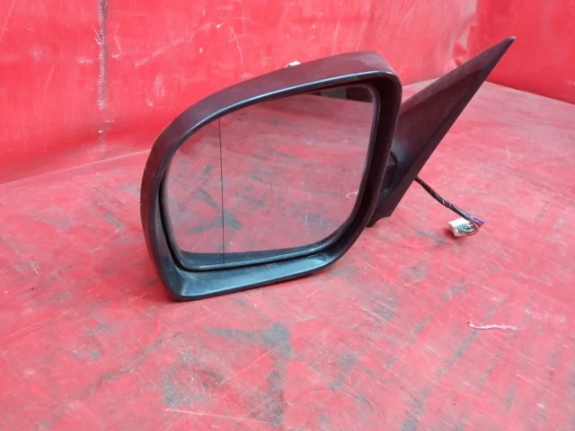 Стекла и зеркала для Subaru Forester SH 2008-2012 на фотографиях