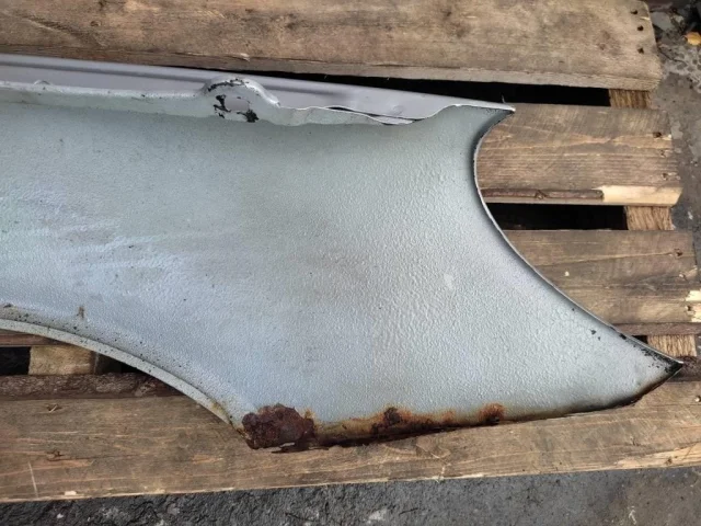 Крылья для Mercedes-Benz S class W220 1998-2005 на фотографиях