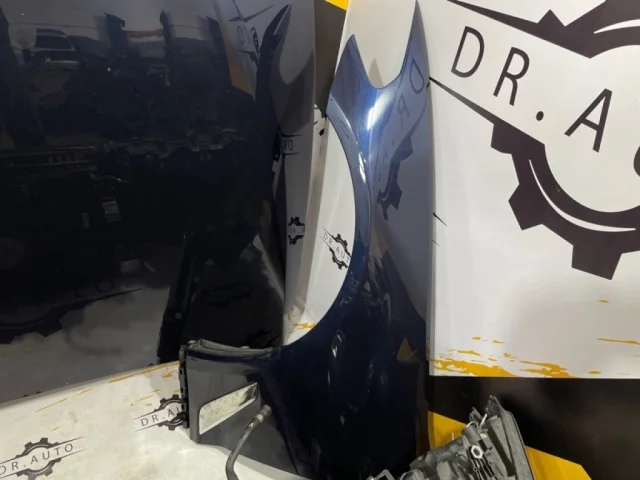 Генератор для BMW 5er Е39 Touring 1997-2004 на фотографиях