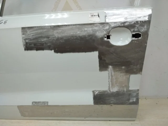 Накладка на дверь передняя левая для Volkswagen Polo V (6C) Седан 2015-2020 на фотографиях