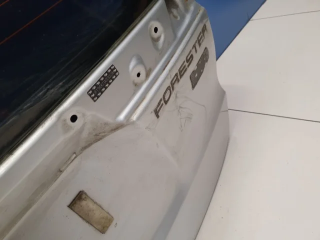 Крышка багажника для Subaru Forester SH 2008-2012 на фотографиях