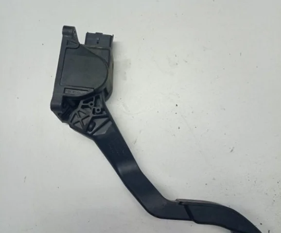 Электронная педаль газа для Citroen C4 Хэтчбек 3dr 2004-2011 на фотографиях