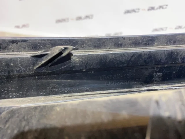 Фонарь внешний левый для Citroen DS4 2011-2016 на фотографиях