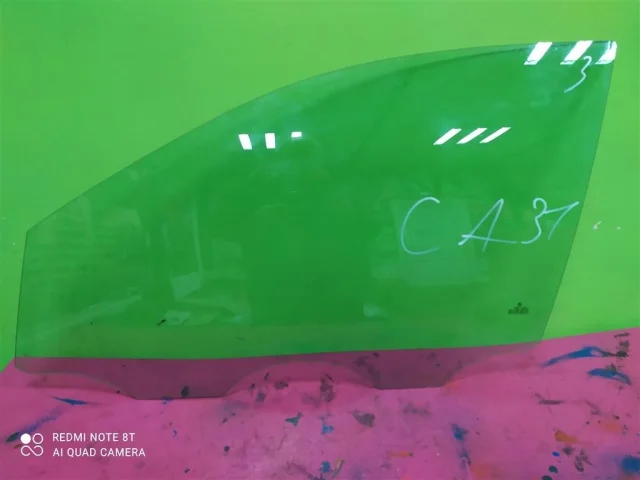 Стекла и зеркала для Volkswagen Polo IV (9N3) 2005-2009 на фотографиях