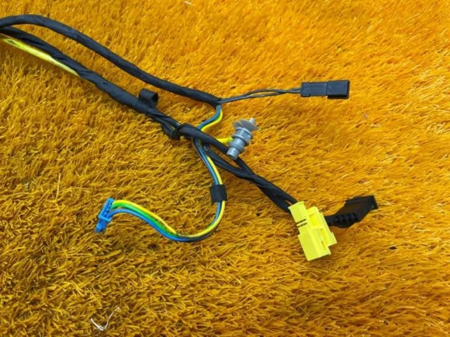 Замок передней правой двери для Mercedes-Benz S class W220 1998-2005 на фотографиях