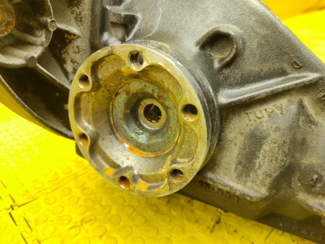 Рулевой редуктор для BMW 7er Е38 1994-2001 на фотографиях