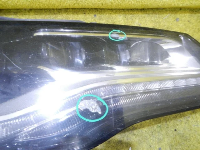 Фара правая для Audi A7 4G 2010-2014 на фотографиях