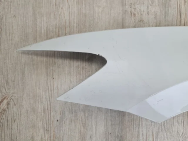 Крылья для Volkswagen Passat (B8) Variant 2014-2019 на фотографиях