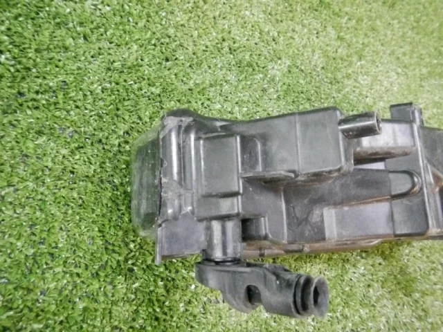 Дневной ходовой огонь правый для BMW 3er G20 2018+ на фотографиях