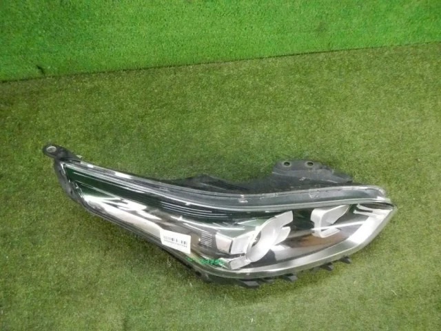 Фара правая для Kia Cerato YD 2016-2020 rest. на фотографиях