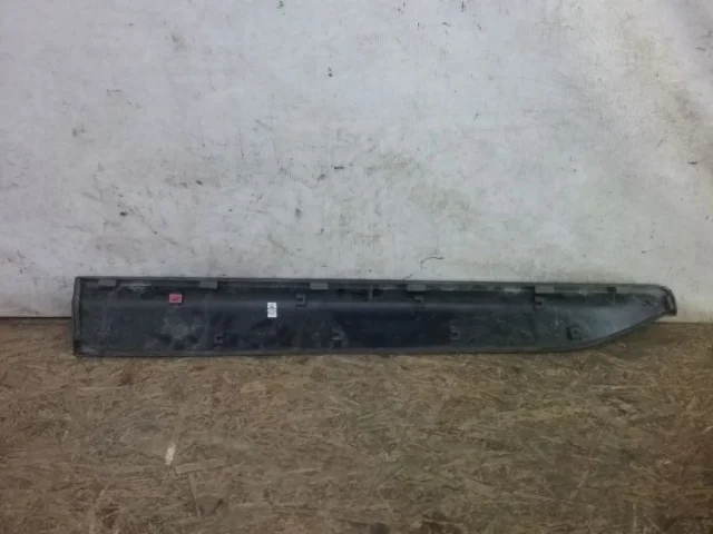 Накладка на дверь передняя левая для Hyundai Creta 2 SU2 2021+ на фотографиях