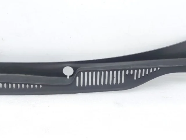 Жабо правое для Volkswagen Caddy IV (2K) 2015-2020 на фотографиях