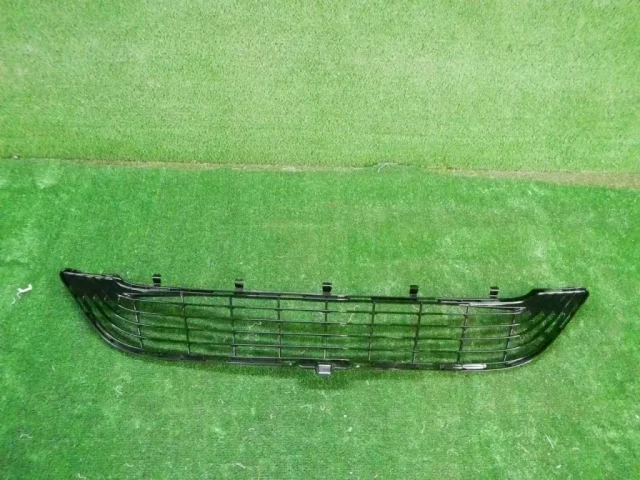 Решетка переднего бампера для Mercedes-Benz S class W222 2013-2017 на фотографиях