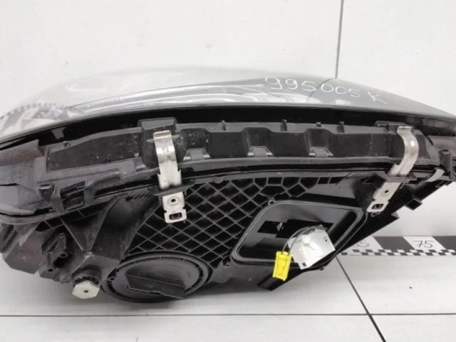 Фара правая для Mercedes-Benz S class X222 Maybach 2017-2019 на фотографиях