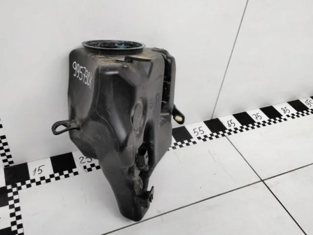 Бачок омывателя для Mercedes-Benz S class W222 2013-2017 на фотографиях