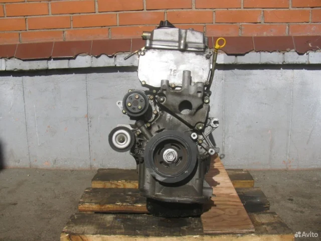 Двигатель без навесного для Mazda Familia Y12 Универсал 2007-2018 на фотографиях