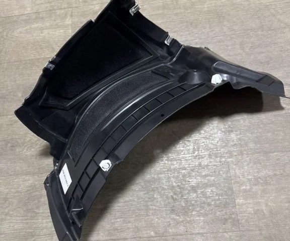 Подкрылок передний левый для Audi A7 4G 2010-2014 на фотографиях