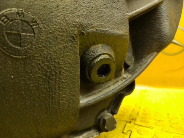 Рулевой редуктор для BMW 7er Е38 1994-2001 на фотографиях