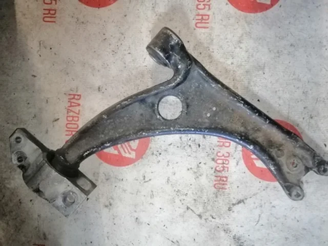 Рычаг передний правый нижний для Volkswagen Tiguan I NF 2006-2017 на фотографиях