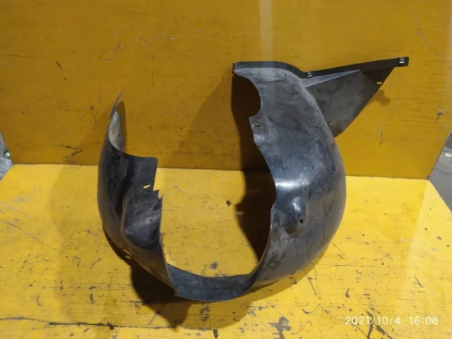 Крылья для Volkswagen Polo IV (9N3) 2005-2009 на фотографиях