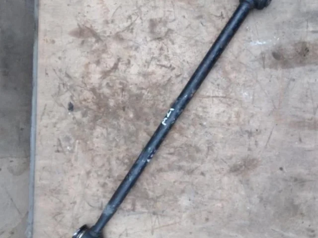 Тяга задняя поперечная для Toyota RAV4 XA20 2000-2005 на фотографиях