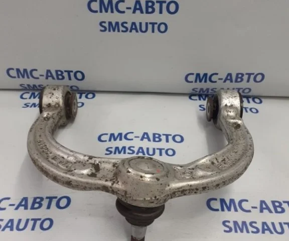 Рычаг передний правый верхний для Mercedes-Benz M class W164 2005-2011 на фотографиях