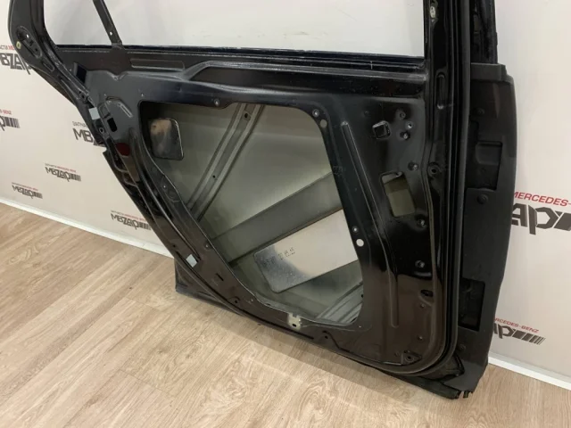 Дверь задняя левая для Mercedes-Benz S class W222 2013-2017 на фотографиях