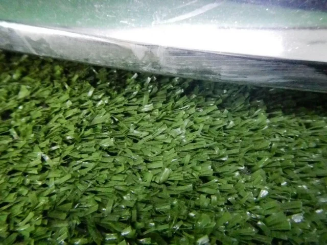 Решетка радиатора для Infiniti QX 80 2013-2022 на фотографиях