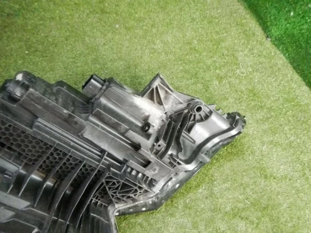 Фара левая для Audi Q8 4M 2018-2023 на фотографиях