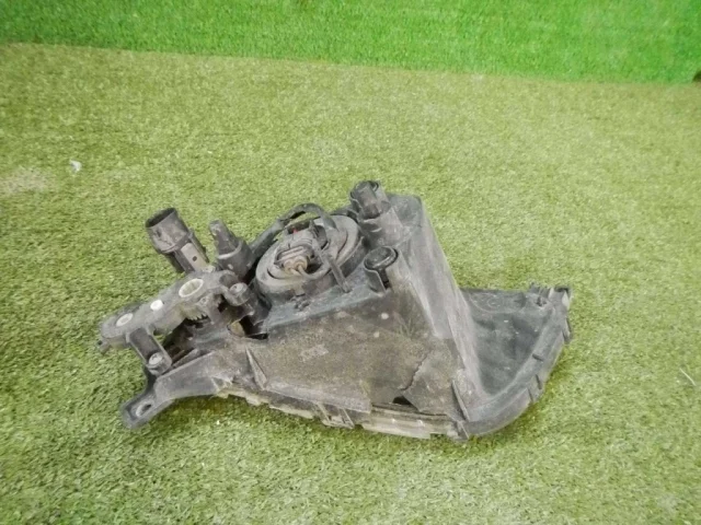 Противотуманка (ПТФ) передняя левая для Kia Cerato YD 2016-2020 rest. на фотографиях