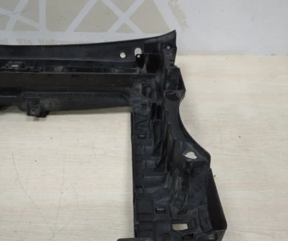 Панель радиатора (телевизор) для Volkswagen Caddy IV (2K) 2015-2020 на фотографиях