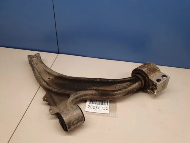 Рычаг передний правый нижний для Opel Astra H GTC 2004-2014 на фотографиях