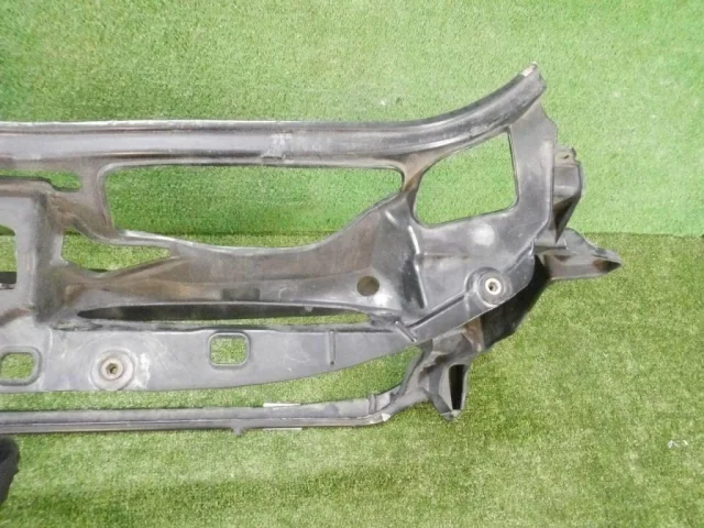 Панель радиатора (телевизор) для Porsche Panamera 970 rest 2013-2016 на фотографиях