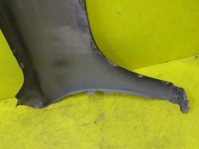 Крылья для Toyota Land Cruiser 200 (JDM) 2007-2013 на фотографиях