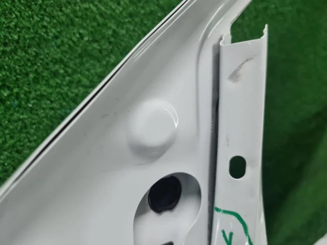 Накладка на дверь передняя левая для Volkswagen Polo V (6C) Седан 2015-2020 на фотографиях