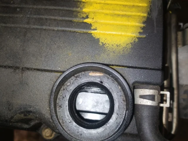 Двигатель без навесного для Peugeot 4007 GP 2007-2014 на фотографиях