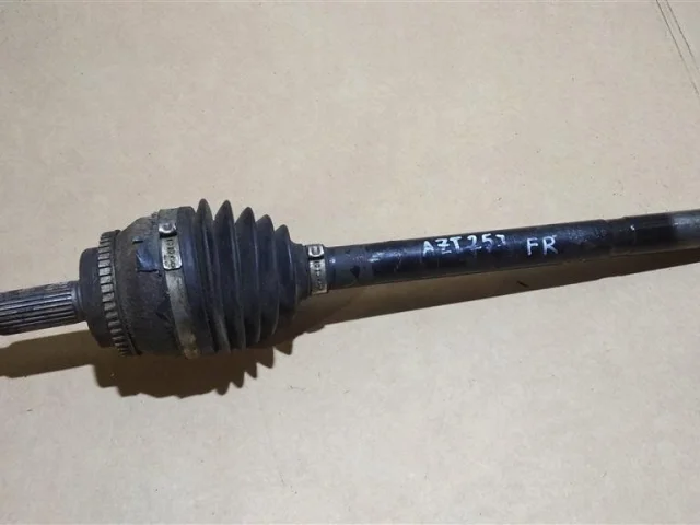 Привод передний правый для Toyota Avensis Седан T220 1997-2003 на фотографиях