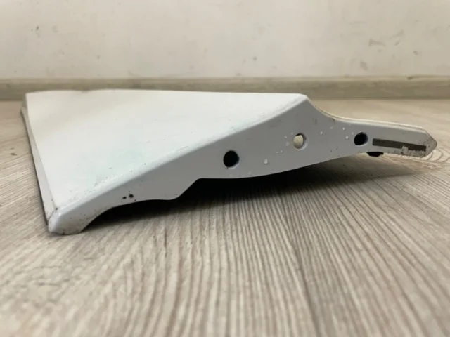 Стекло двери заднее правое для Volkswagen Touareg III (CR) 2018+ на фотографиях