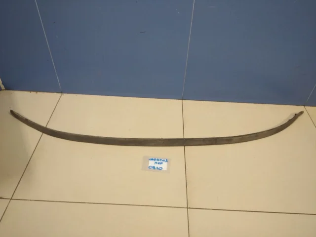 Отбойник капота для Kia Cerato YD 2016-2020 rest. на фотографиях