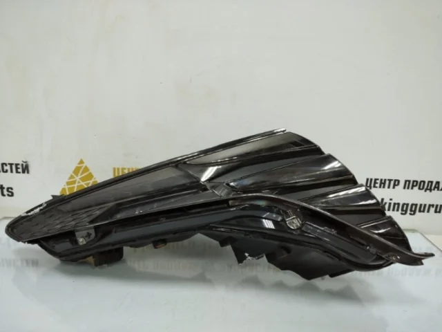 Фара правая для Hyundai Tucson NX4 2020+ на фотографиях