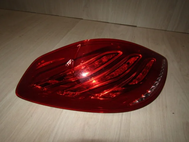 Стоп-сигнал левый для Mercedes-Benz S class W222 2013-2017 на фотографиях