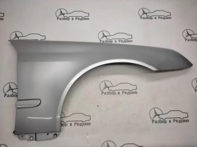 Стекла и зеркала для Mercedes-Benz C class CL203 2000-2008 на фотографиях