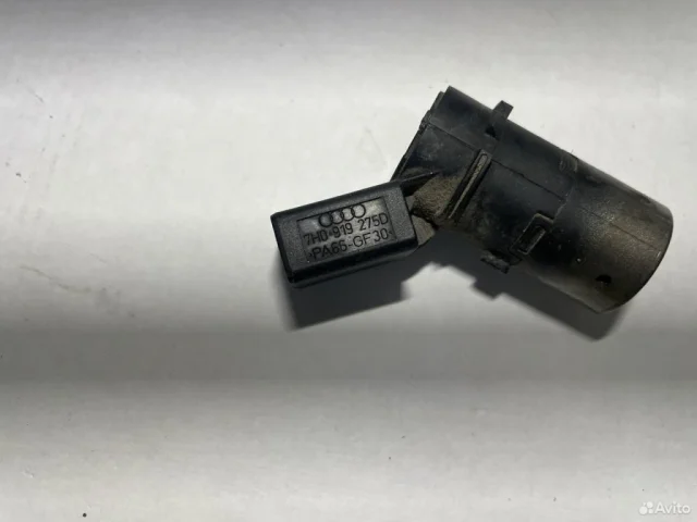 Датчик парктроника задний для Audi A4 B7 Avant 2004-2008 на фотографиях