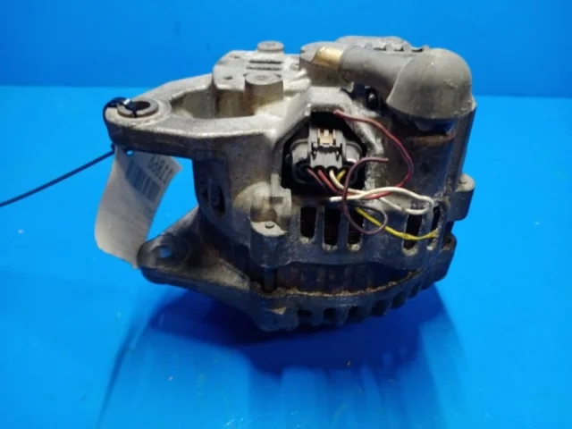 Генератор для Mitsubishi Lancer 9 Универсал CS 2003-2010 на фотографиях