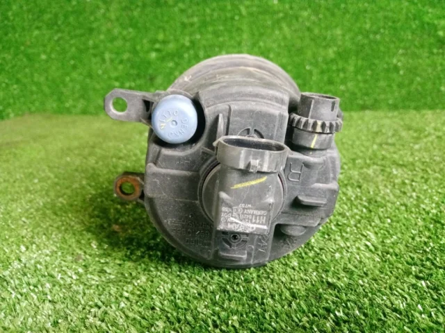 Противотуманка (ПТФ) передняя правая для Lexus RX GGL10,15,16W, GYL10,15,16W (JDM) 2009-2014 на фотографиях